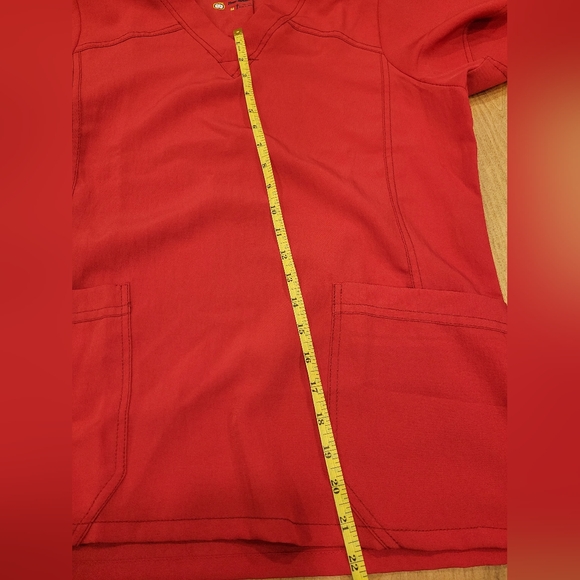 Four Stretch 4 - Red Scrub Top - Picture 5 of 6